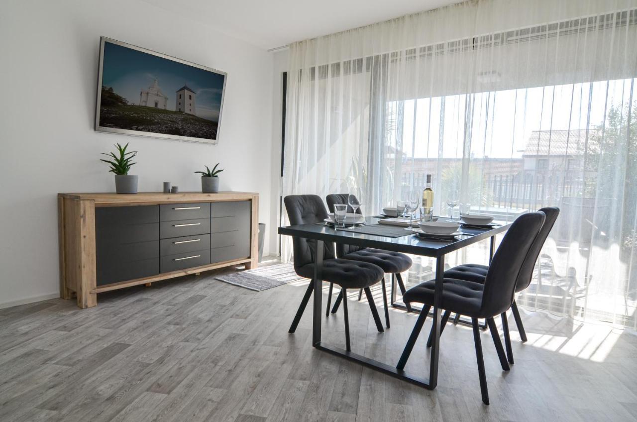 Palm Garden Apartment 2 Mikulov Εξωτερικό φωτογραφία